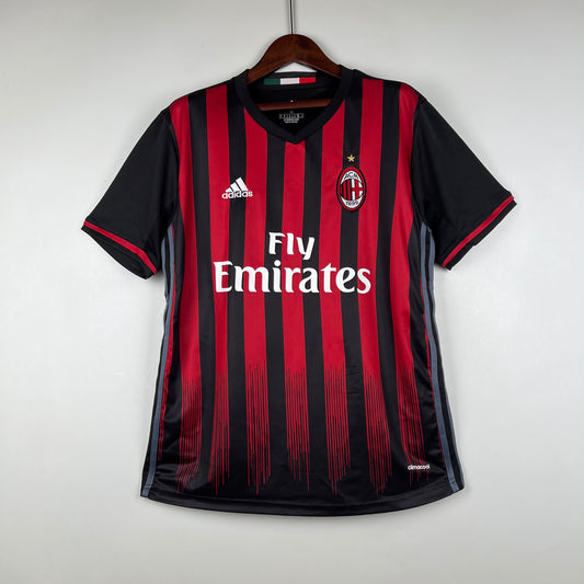 Versão Retrô - AC Milan - 16/17